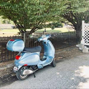 Meet your Posher, Sloan